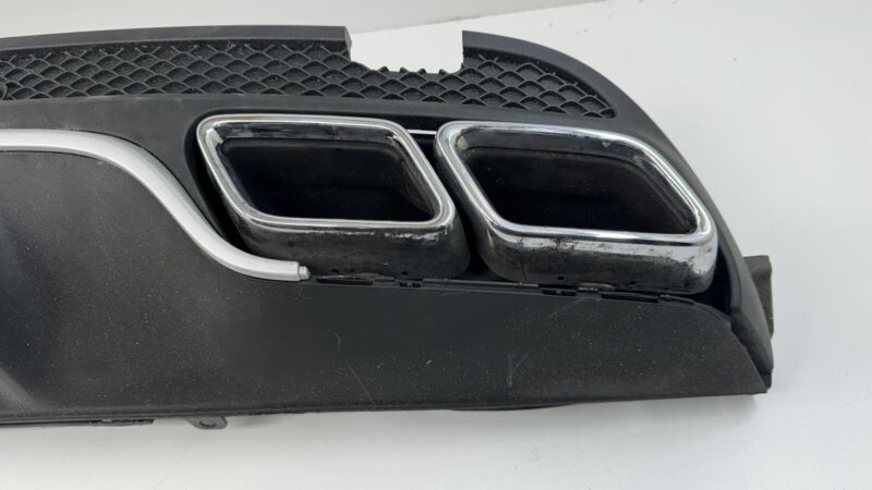 A2058856438 15-18 MERCEDES-BENZ C63S C63 AMG W205 REAR BUMPER DIFFUSER WITH EXHAUST TIPS OEM