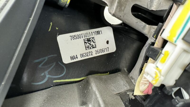 Does not apply 18-22 HONDA ODYSSEY DRIVER STEERING WHEEL LEATHER BLACK 78500-THR-A41 OEM
