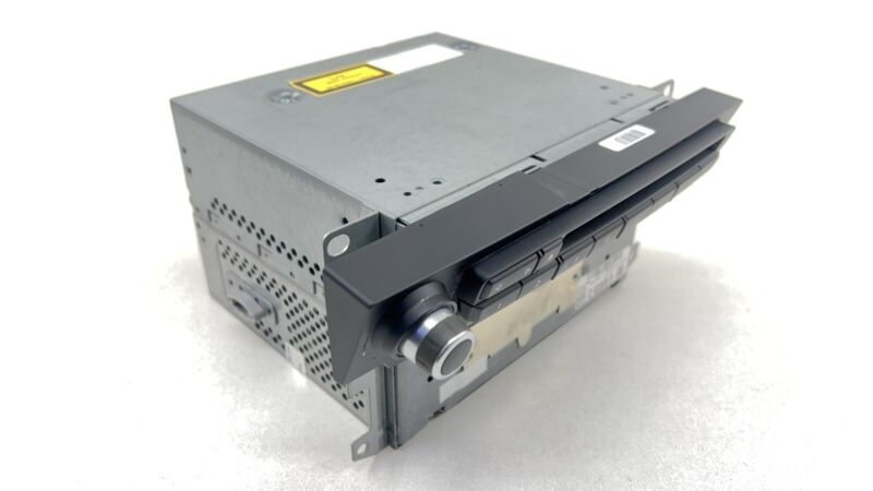 9 222 876 / 9222876 09-10 BMW M6 E63 E64 NAVIGATION RADIO CD MULTIMEDIA HEAD UNIT 9222876 OEM