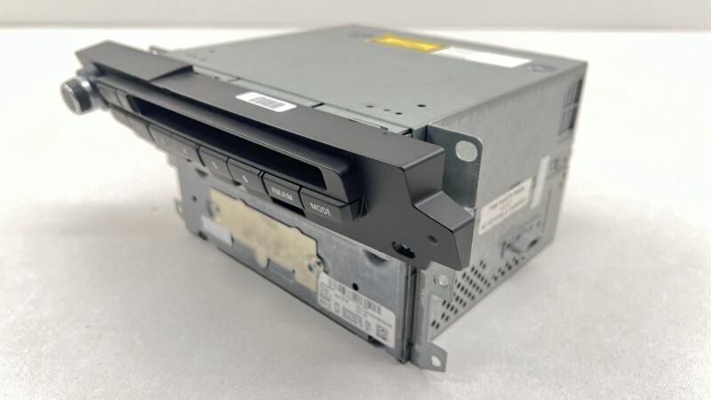 9 222 876 / 9222876 09-10 BMW M6 E63 E64 NAVIGATION RADIO CD MULTIMEDIA HEAD UNIT 9222876 OEM