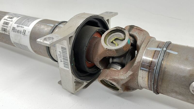 PR33-4K145-EA / PR33 4K145 EA / PR334K145EA 2024 FORD MUSTANG GT MANUAL TRANSMISSION DRIVESHAFT DRIVE SHAFT CARRIER OEM