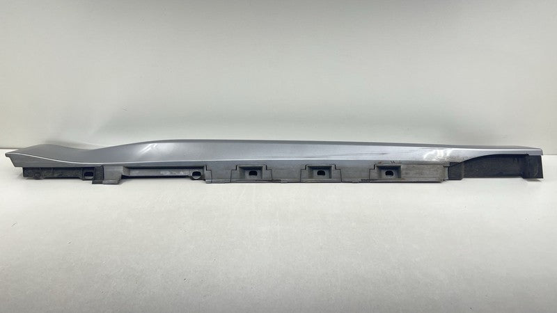 C19010043 22-25 TOYOTA GR86 PASSENGER RIGHT SIDE SKIRT ROCKER PANEL COVER TRIM SILVER OEM