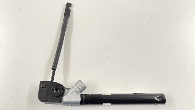 1090324-01-C / 1090324 01 C / 109032401C 17-22 TESLA MODEL 3 Y RIGHT FRONT SEATBELT SEATBELT PRETENSIONER TENSIONER OEM