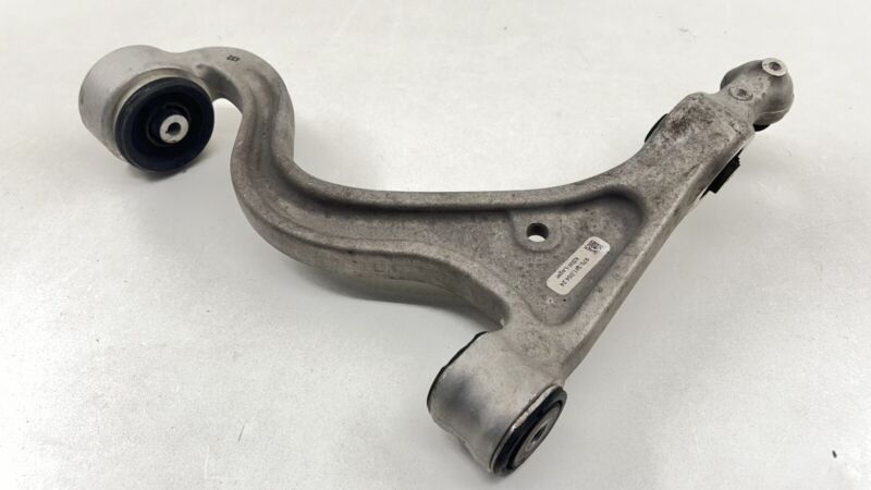 970.341.051.23 / 970 341 051 23 / 97034105123 10-16 PORSCHE PANAMERA PASSENGER RIGHT FRONT CONTROL ARM PAIR OEM