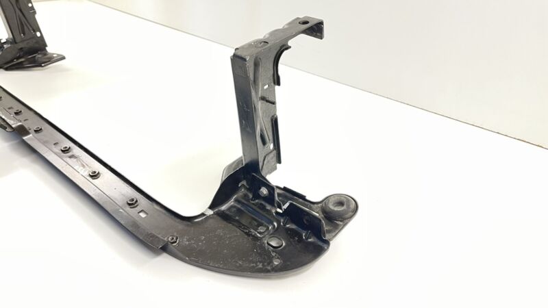 14-23 MASERATI QUATTROPORTE FRONT LOWER RADIATOR MOUNT SUPPORT BRACKET OEM