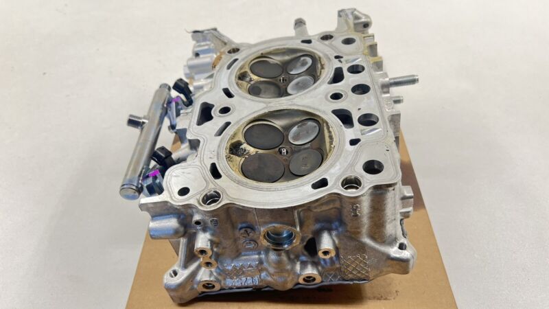 11063AC12A 24-25 SUBARU CROSSTREK 2.5L FB25D DRIVER LEFT ENGINE CYLINDER HEAD BLOCK OEM