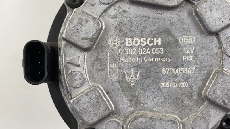 0 392 024 053 / 0392024053 14-23 MASERATI GHIBLI QUATTROPORTE LEVANTE SECONDARY COOLANT WATER PUMP OEM