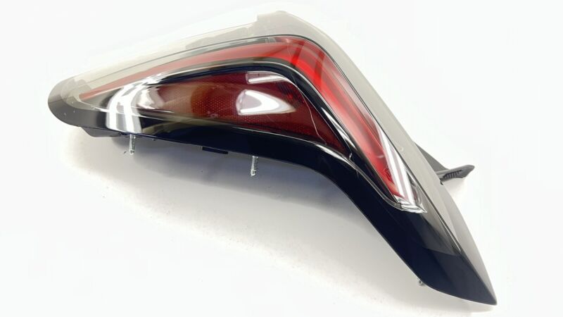 84895440 / 8489 5440 22-24 CADILLAC CT5 V BLACKWING RIGHT REAR TAILLIGHT TAIL LIGHT LAMP OEM