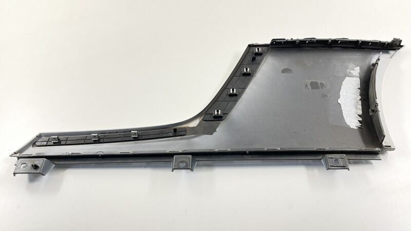 427.809.384.B / 427 809 384 B / 427809384B 11-15 AUDI R8 SPYDER RIGHT REAR LOWER QUARTER PANEL EXTENSION TRIM COVER OEM