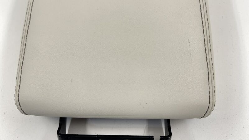 16-24 INFINITI Q50 Q60 CENTER CONSOLE ARMREST ARM REST COVER LID OEM