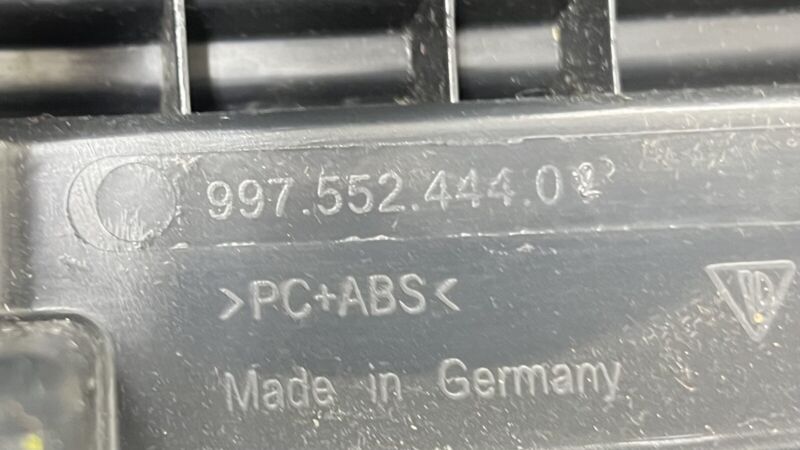 997.552.204.06 / 997 552 204 06 / 99755220406 05-08 PORSCHE BOXSTER CAYMAN 987 GLOVE BOX STORAGE COMPARTMENT TERRACOTTA