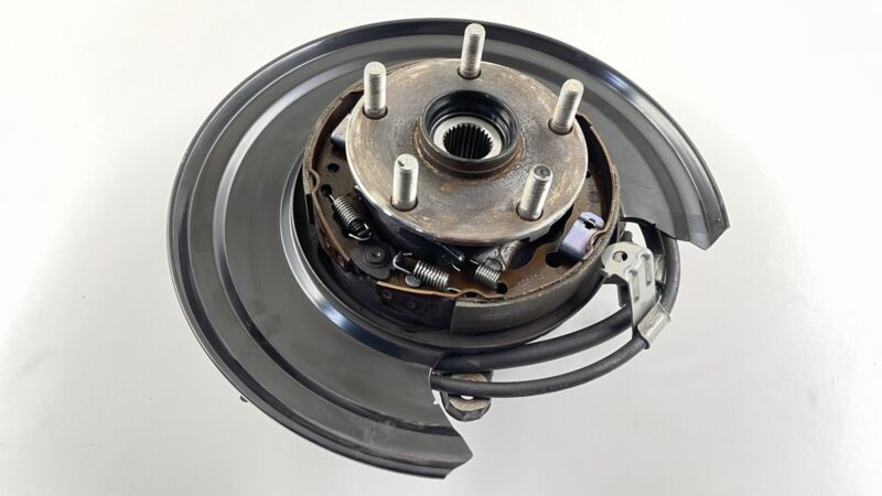 Does Not Apply 15-21 SUBARU WRX STI 2.5L PASSENGER RIGHT REAR SPINDLE KNUCKLE HUB BEARING OEM
