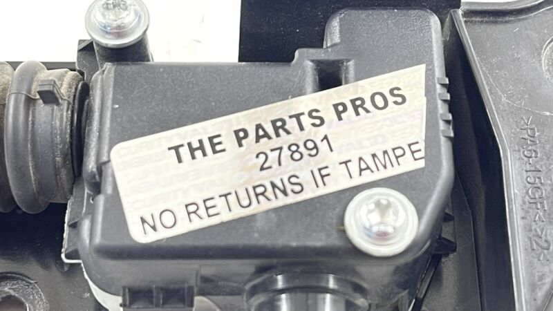 1098789-00-C / 1098789 00 C / 109878900C 17-20 TESLA MODEL 3 DRIVER LEFT FRONT HOOD FRONT LOCK ACTUATOR 1098789-00-C OEM