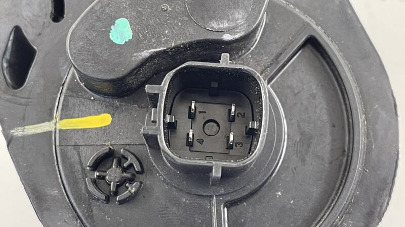 1037327-00-F / 1037327 00 F / 103732700F 17-20 TESLA MODEL S ELECTRIC AUXILIARY WATER COOLANT PUML 1037327-00-F OEM