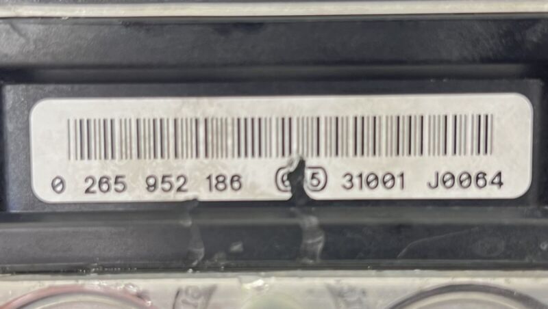 4W0 614 517 / 4W0614517 13-18 BENTLEY FLYING SPUR ABS ANTI LOCK BRAKE PUMP MODULE SYSTEM 4W0 614 517 OEM