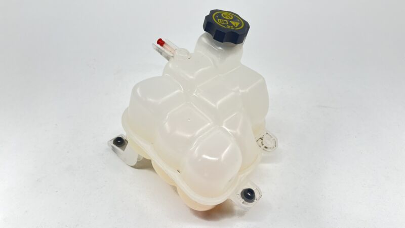 8493 6076 / 84936076 22-24 CADILLAC CT4 V BLACKWING COOLANT OVERFLOW RESERVOIR BOTTLE CONTAINER OEM