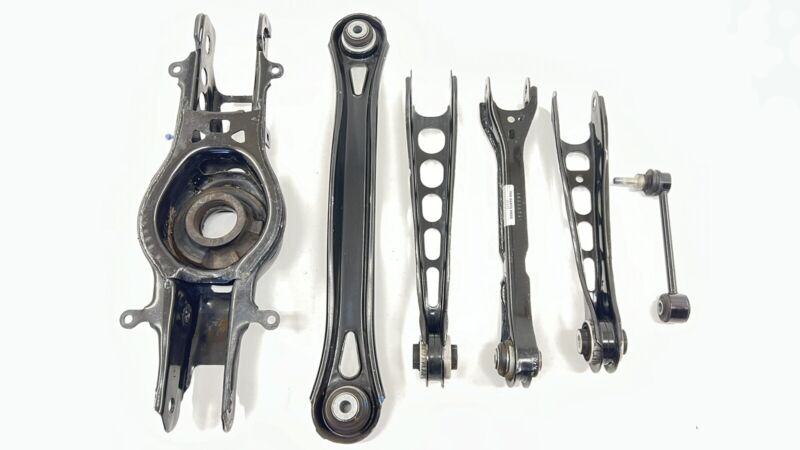 84382226 16-24 CHEVROLET CAMARO ZL1 DRIVER LEFT REAR CONTROL ARM SET OEM
