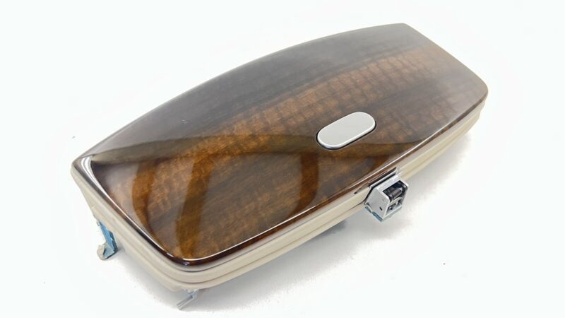 3W5 881 268 B / 3W5881268B 13-18 BENTLEY FLYING SPUR LEFT FRONT SEAT FOLDING PICNIC TABLE TRAY MIRROR OEM