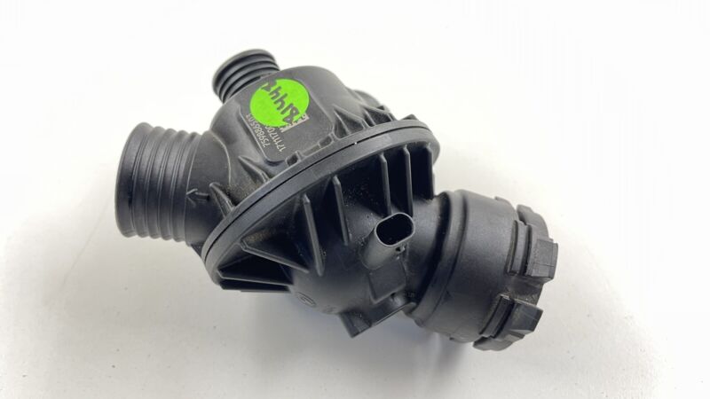 7598865 16-18 BMW M2 RADIATOR WATER COOLANT THERMOSTAT HOUSING 7598865 OEM