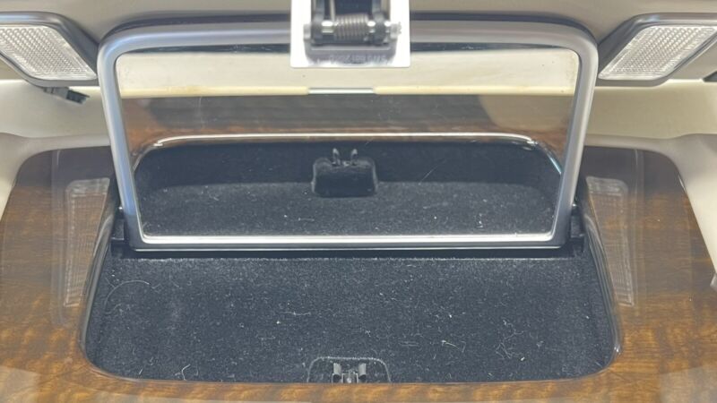 3W5 881 268 B / 3W5881268B 13-18 BENTLEY FLYING SPUR LEFT FRONT SEAT FOLDING PICNIC TABLE TRAY MIRROR OEM