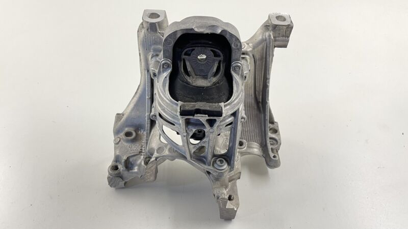 4M0 199 371 FG / 4M0199371FG 18-23 AUDI S4 S5 DRIVER LEFT MOTOR ENGINE MOUNT SUPPORT BRACKET OEM