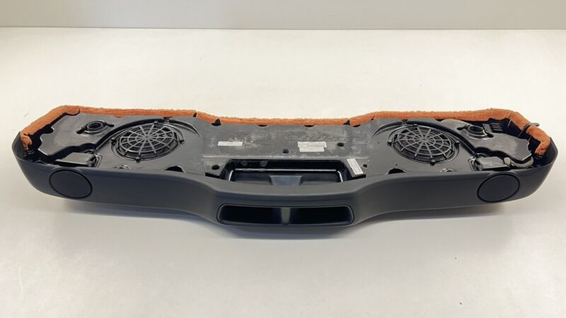 987.645.564.01 / 987 645 564 01 / 98764556401 05-12 PORSCHE BOXSTER 987 REAR SUBWOOFER BASSBOX SPEAKER BOSE TERRACOTTA O