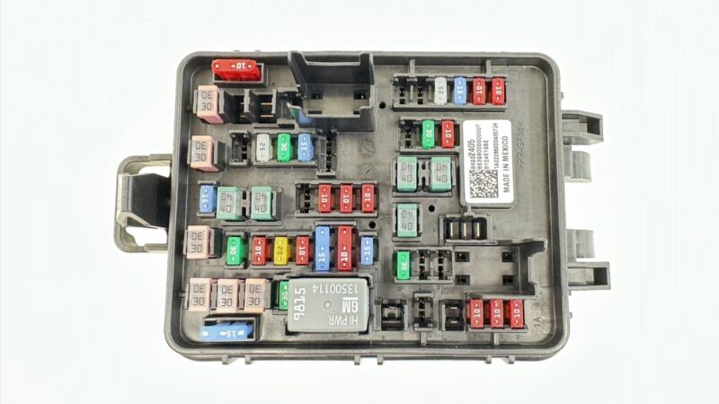 22-23 CADILLAC CT4 V BLACKWING CABIN FUSE RELAY JUNCTION BOX 84932405 OEM