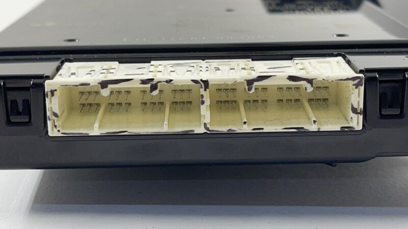 231300-2762 / 231300 2762 / 2313002762 2019 SUBARU WRX STI SMT KEYLESS KEY LESS ACCESS CONTROL MODULE 88802VA091 OEM