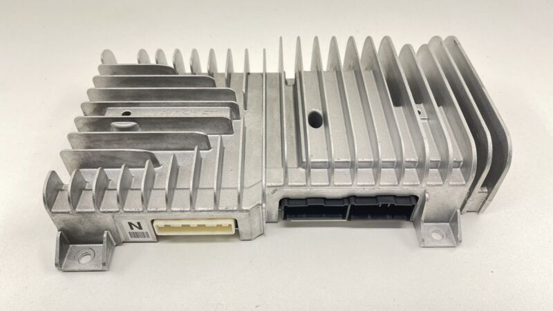 28061 4HK3A / 28061-4HK3A / 280614HK3A 16-18 INFINITI Q50 BOSE AMPLIFIER AMP AUDIO SOUND SYSTEM 28061 4HK3A OEM