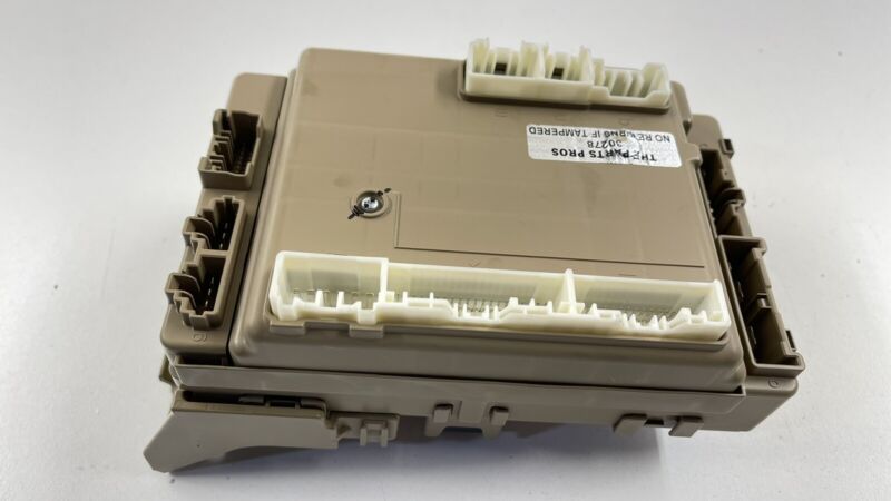 82201VC610 22-23 SUBARU WRX INTERIOR CABIN FUSE RELAY JUNCTION BOX 82201VC610 OEM