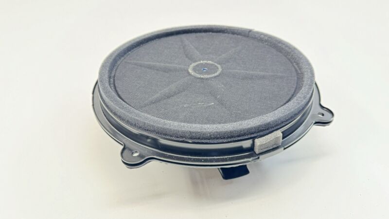 84837429 22-23 CADILLAC CT4 BLACKWING REAR SUBWOOFER SUB WOOFER SPEAKER AKG 84837429 OEM