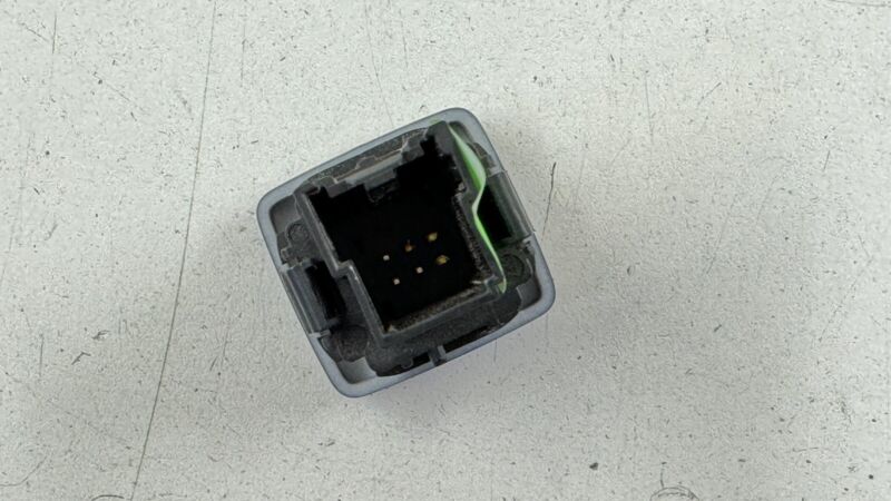 FR3T-19B514-AAW / FR3T 19B514 AAW / FR3T19B514AAW 18-23 FORD MUSTANG GT REAR TRUNK OPEN RELEASE CONTROL SWITCH BUTTON OE