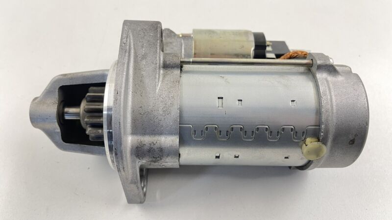 428000-9131 / 428000 9131 / 4280009131 16-18 BMW M2 3.0L MOTOR ENGINE CRANK STARTER 7631558 OEM