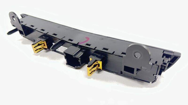 8454 4752 / 84544752 20-24 CADILLAC CT5 SEAT HEAT VENT & LANE KEEP ASSIST & HAZARD LIGHT SWITCH OEM