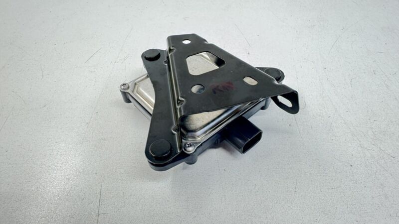 87611XC01A 24-25 SUBARU CROSSTREK RIGHT REAR BLIND SPOT RADAR MONITOR SENSOR W/ BRACKET OEM