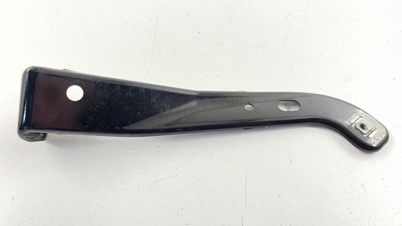 JR3B-16C199-BA / JR3B 16C199 BA / JR3B16C199BA 18-22 FORD MUSTANG GT DRIVER LEFT FRONT FENDER BRACKET SUPPORT MOUNT OEM