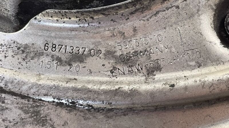6871337 20-23 TOYOTA SUPRA DRIVER LEFT FRONT SPINDLE KNUCKLE HUB BEARING OEM