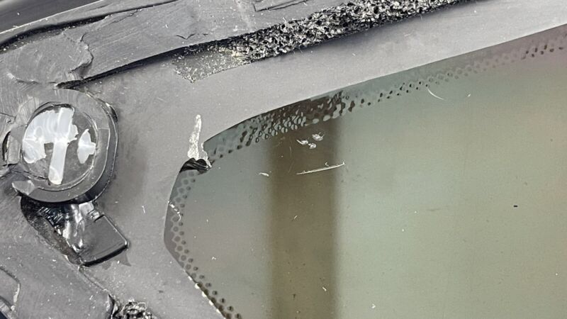 43R-006708 / 43R 006708 / 43R006708 2022 SUBARU BRZ TOYOTA GR86 DRIVER LEFT REAR QUARTER PANEL GLASS WINDOW OEM