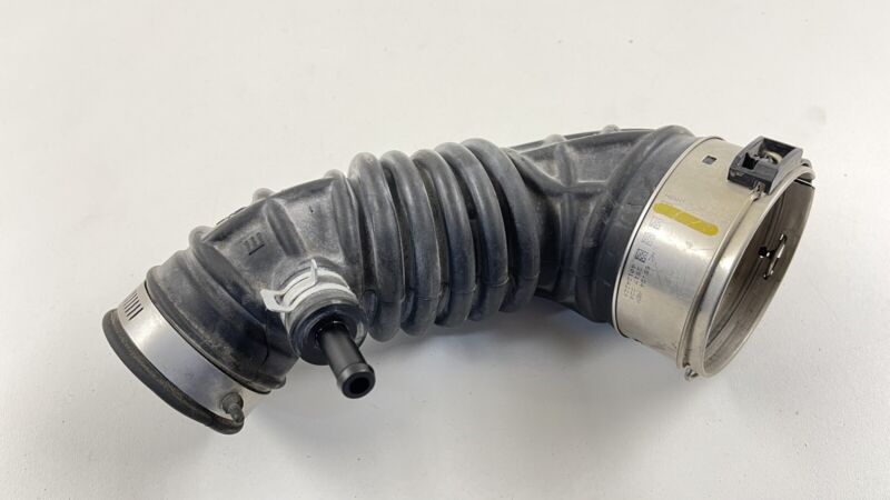 16-22 INFINITI Q50 Q60 3.0L RIGHT AIR CLEANER INTAKE FILTER BOX DUCT TUBE OEM