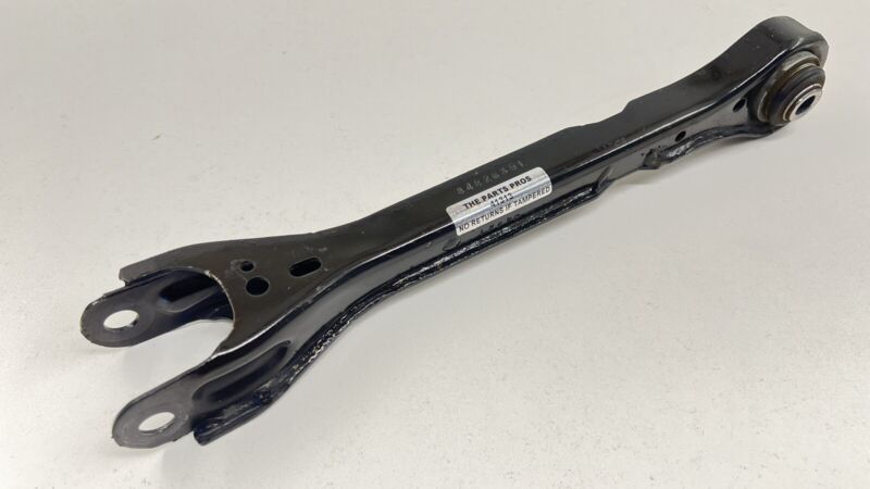 84382226 16-24 CHEVROLET CAMARO ZL1 DRIVER LEFT REAR CONTROL ARM SET OEM