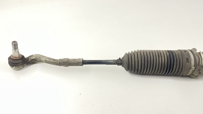 20411011017 / A20411011017 / A 204 1 101 1 017 08-14 MERCEDES BENZ W204 C CLASS POWER STEERING GEAR BOX RACK AND PINION