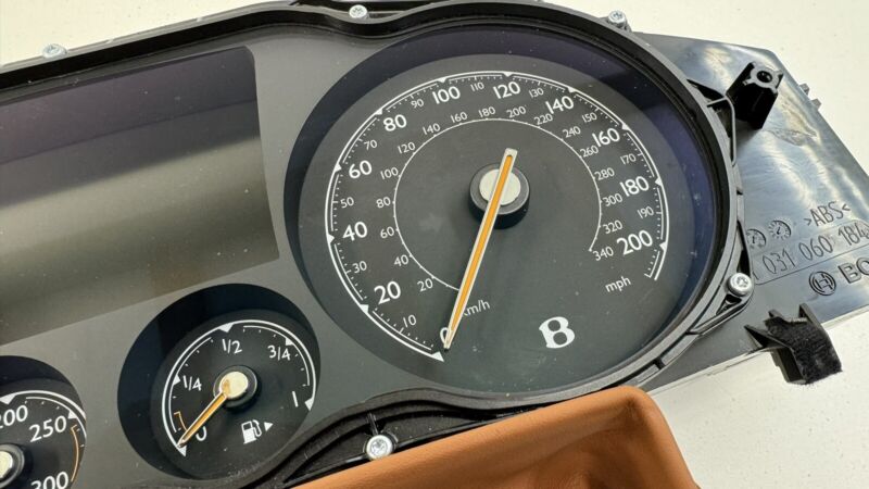 3W0 920 852 B 13-18 BENTLEY FLYING SPUR SPEEDOMETER INSTRUMENT CLUSTER GAUGE 22K MILES OEM