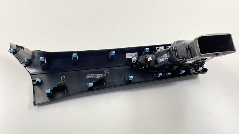 66110VC100 22-23 SUBARU WRX PASSENGER RIGHT FRONT DASH AIR VENT GRILLE GRILL W/ TRIM OEM