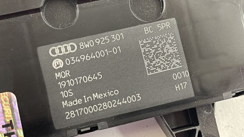 8W0 925 301 BC / 8W0925301BC / 8W0925301 17-21 AUDI A4 S4 A5 S5 DRIVE SELECT MODE TRACTION CONTROL MODULE 8W0925301BC OE