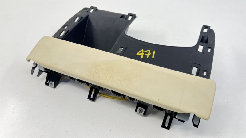 3W1.880.922 / 3W1 880 922 / 3W1880922 13-18 BENTLEY FLYING SPUR DRIVER LEFT FRONT KNEE AIRBAG AIR BAG SRS OEM