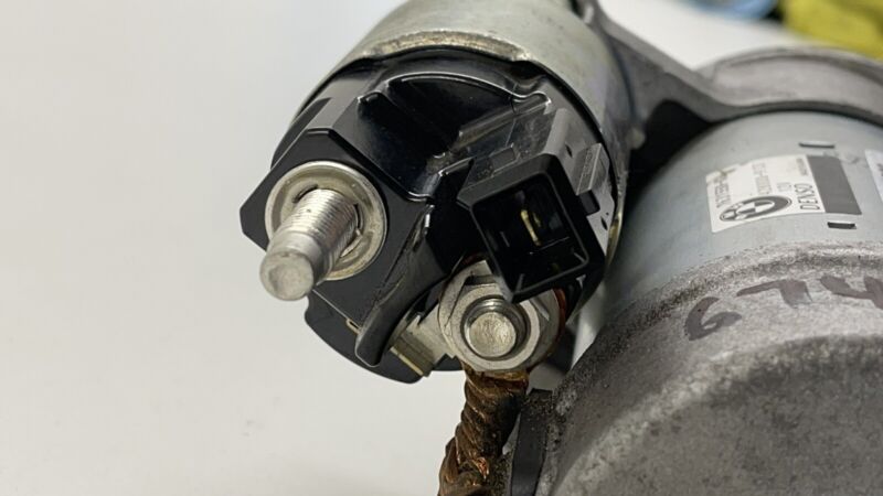428000-9131 / 428000 9131 / 4280009131 16-18 BMW M2 3.0L MOTOR ENGINE CRANK STARTER 7631558 OEM