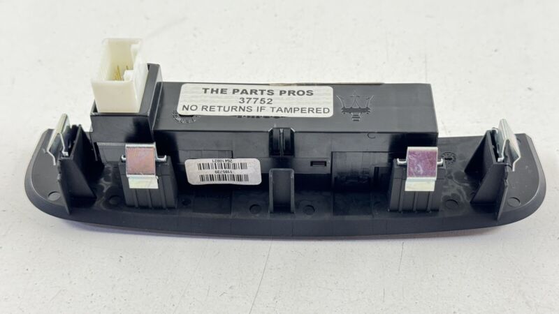 670019547 14-23 MASERATI GHIBLI REAR HEATED SEAT SUNSHADE ROLLER BLIND SWITCH MODULE OEM
