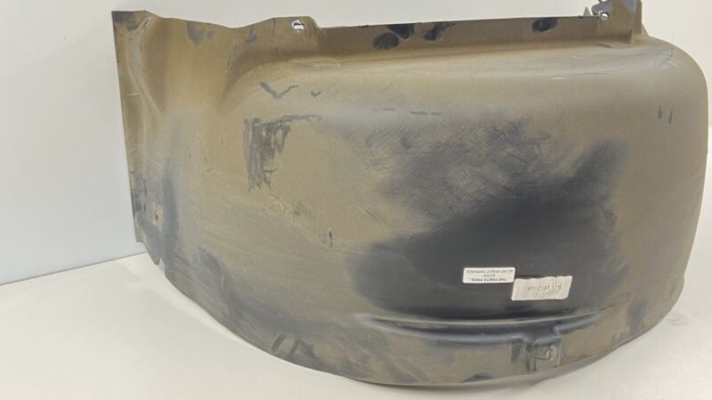 10428163 01-04 CORVETTE C5 Z06 RIGHT REAR FENDER LINER WHEEL ARCH SPLASH GUARD OEM