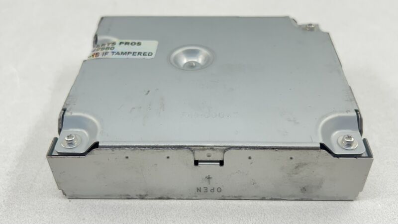 970.618.733.51 / 970 618 733 51 / 97061873351 10-16 PORSCHE PANAMERA REAR VIEW BACK UP CAMERA CONTROL MODULE 97061873351