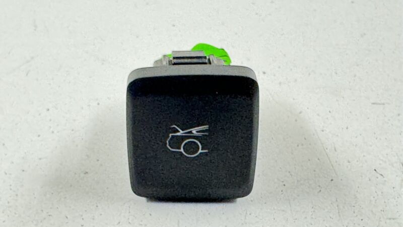FR3T-19B514-AAW / FR3T 19B514 AAW / FR3T19B514AAW 18-23 FORD MUSTANG GT REAR TRUNK OPEN RELEASE CONTROL SWITCH BUTTON OE